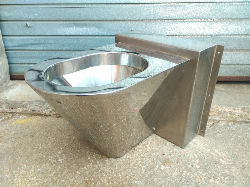 inodoro ba_o hosteleria carcel inox 40_5-44x36-42x51-66 1u